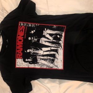 Men’s Vintage Ramones T-shirt Size Small